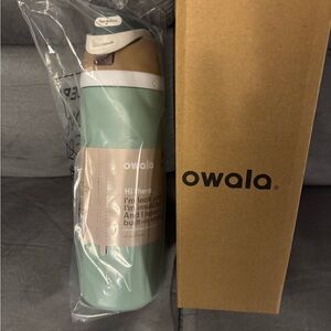 Owala Shelled Pistachio Insulated Water Bottle